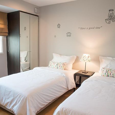 Bed & Body Hostel Банкок Екстериор снимка