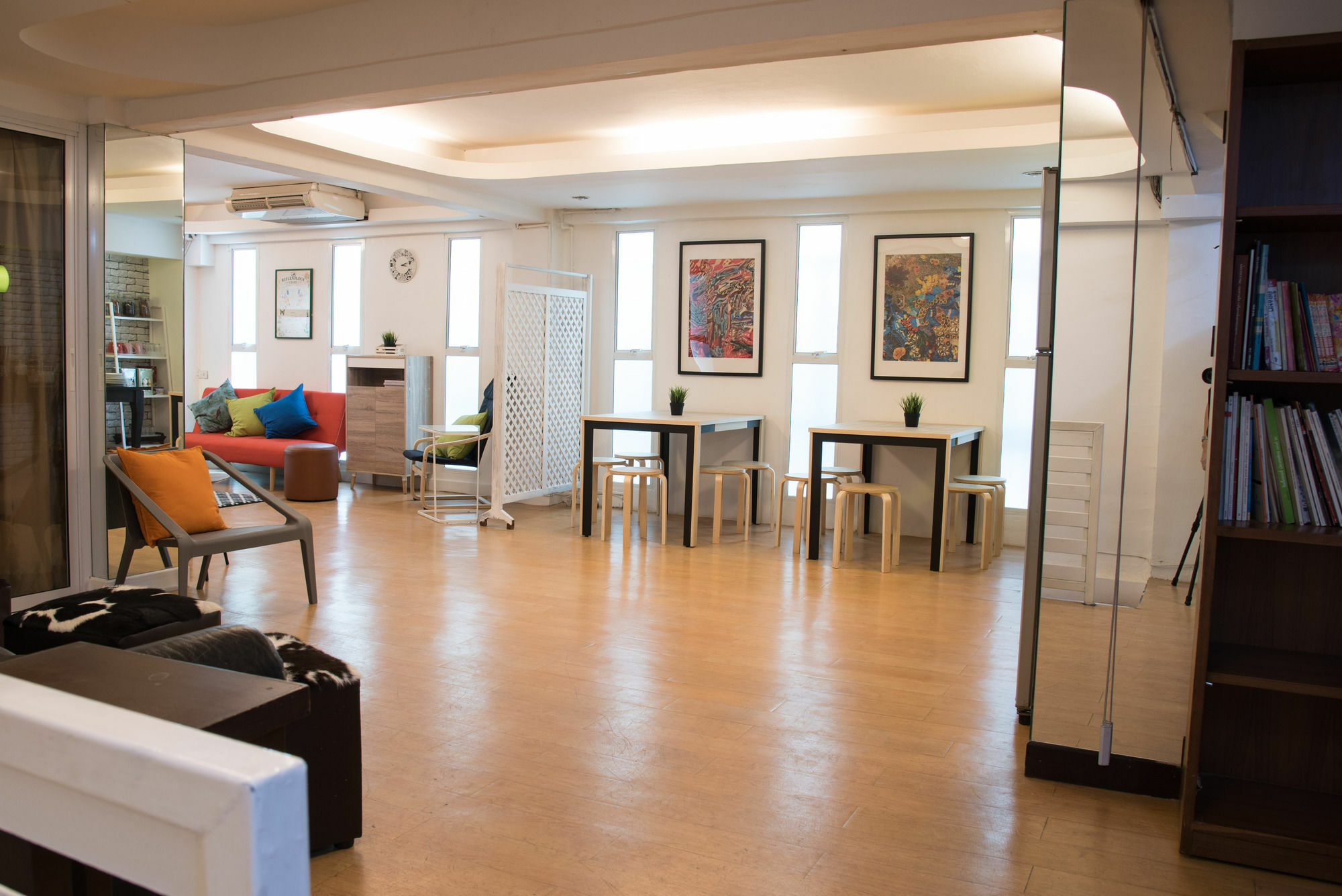 Bed & Body Hostel Банкок Екстериор снимка